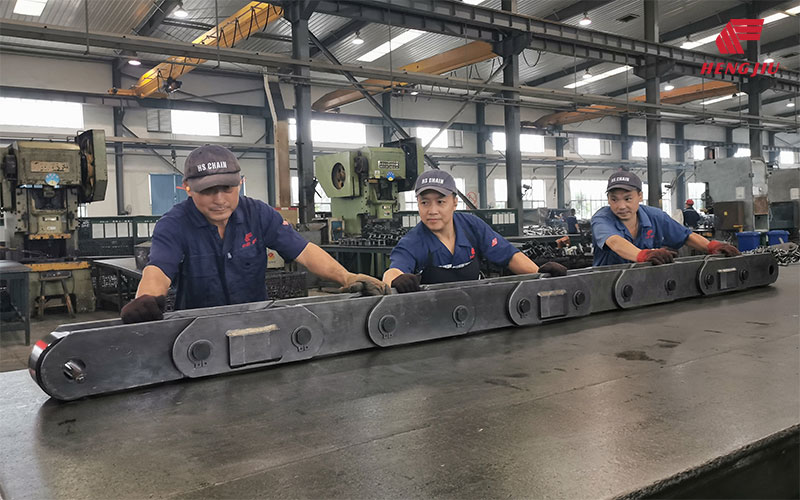 Transportadores de cadenas para cargas pesadas