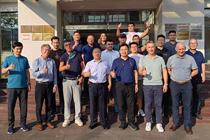 Delegación de expertos de ISO/TC 100 visita Huangshan Hengjiu para intercambio técnico y colaboración industrial